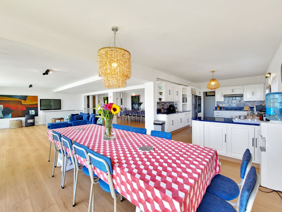 To Let 7 Bedroom Property for Rent in Camps Bay Western Cape